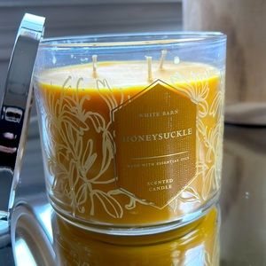 Honeysuckle candle by White Barn